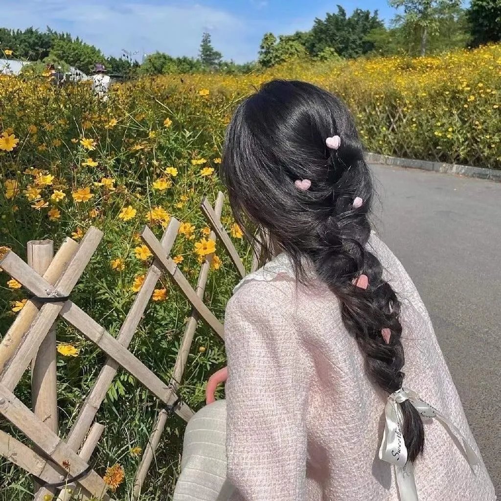 从没有天空的世界而来